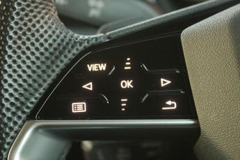 Audi Q4 e-tron 40 Black Edition Auto 5dr 82kWh