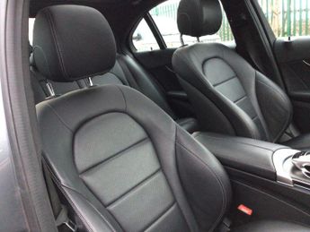 Mercedes-Benz C Class 2.0 C200 AMG Line (Premium) G-Tronic+ Euro 6 (s/s) 4dr