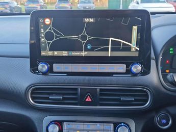 Hyundai Kona 64kWh Premium SUV 5dr Electric Auto (7kW Charger) (204 ps)