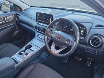 Hyundai Kona 64kWh Premium SUV 5dr Electric Auto (7kW Charger) (204 ps)