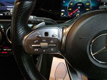 Mercedes-Benz A Class 2.0 A250 AMG Line 7G-DCT Euro 6 (s/s) 5dr
