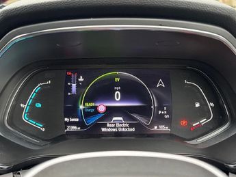 Renault Captur 1.6 E-TECH RS Line Auto Euro 6 (s/s) 5dr