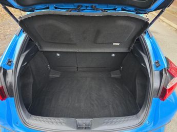 Toyota C-HR 1.8 VVT-h Design CVT Euro 6 (s/s) 5dr