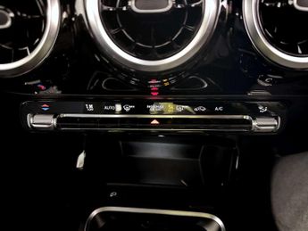 Mercedes-Benz A Class 1.3 A180 SE Hatchback 5dr Petrol Manual Euro 6 (s/s) (136 ps)