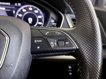 Audi Q5 2.0 TFSIe 55 S line Competition SUV 5dr Petrol Plug-in Hybrid S 