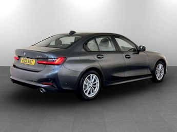 BMW 3 Series 2.0 318i SE Saloon 4dr Petrol Auto Euro 6 (s/s) (156 ps)
