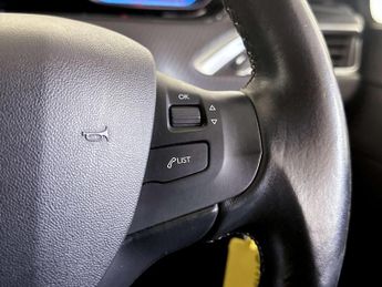 Peugeot 2008 1.2 PureTech GPF Allure SUV 5dr Petrol EAT Euro 6 (s/s) (110 ps)