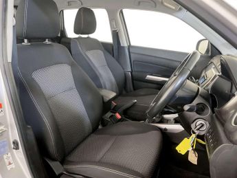 Suzuki Vitara 1.4 Boosterjet MHEV SZ4 SUV 5dr Petrol Hybrid Manual Euro 6 (s/s