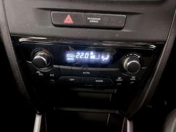 Suzuki Vitara 1.4 Boosterjet MHEV SZ4 SUV 5dr Petrol Hybrid Manual Euro 6 (s/s