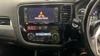 Mitsubishi Outlander 2.0h 12kWh GX4h CVT 4WD Euro 5 (s/s) 5dr