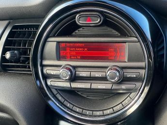 MINI Hatch 1.5 Cooper Auto Euro 6 (s/s) 5dr