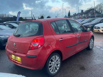 Renault Clio 1.2 TCe 16v Dynamique 5dr