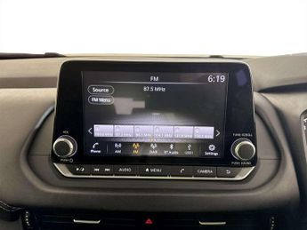 Nissan Qashqai 1.3 DIG-T MHEV Acenta Premium SUV 5dr Petrol Hybrid Manual Euro 