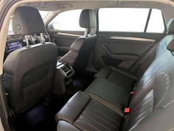 Skoda Superb 1.4 TSI iV 13kWh SE L Estate 5dr Petrol Plug-in Hybrid DSG Euro 