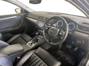 Skoda Superb 1.4 TSI iV 13kWh SE L Estate 5dr Petrol Plug-in Hybrid DSG Euro 