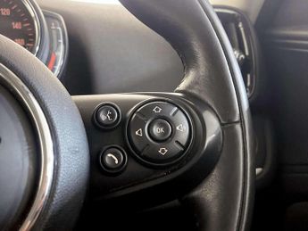 MINI Countryman 1.5 7.6kWh Cooper SE SUV 5dr Petrol Plug-in Hybrid Auto ALL4 Eur