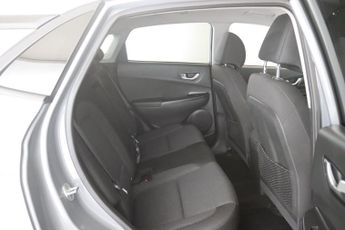 Hyundai KONA 64kWh Premium Auto 5dr (10.5kW Charger)