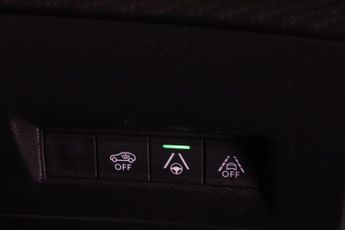 Peugeot E-2008 50kWh GT Premium Auto 5dr (7kW Charger)