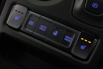 Hyundai KONA 39kWh Premium Auto 5dr (10.5kW Charger)