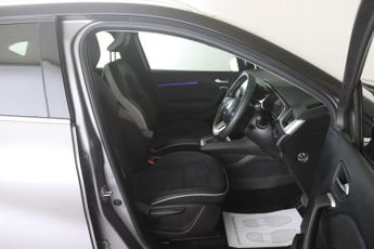 Renault Captur 1.6 E-TECH techno Auto Euro 6 (s/s) 5dr