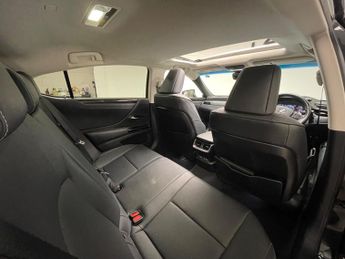 Lexus ES 2.5 300h Premium Edition Saloon 4dr Petrol Hybrid E-CVT Euro 6 (