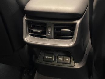 Lexus ES 2.5 300h Premium Edition Saloon 4dr Petrol Hybrid E-CVT Euro 6 (