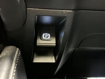 Lexus ES 2.5 300h Premium Edition Saloon 4dr Petrol Hybrid E-CVT Euro 6 (