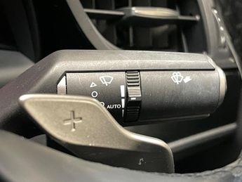 Lexus ES 2.5 300h Premium Edition Saloon 4dr Petrol Hybrid E-CVT Euro 6 (