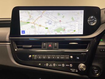 Lexus ES 2.5 300h Premium Edition Saloon 4dr Petrol Hybrid E-CVT Euro 6 (