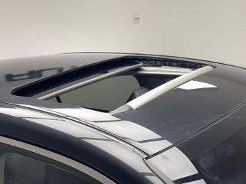 Lexus ES 2.5 300h Premium Edition Saloon 4dr Petrol Hybrid E-CVT Euro 6 (