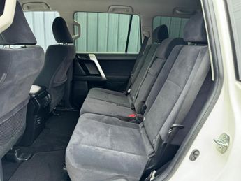 Toyota Land Cruiser 2.8D Active Auto 4WD Euro 6 (s/s) 5dr (7 Seat)