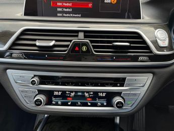 BMW 7 Series 3.0 730d Exclusive Auto Euro 6 (s/s) 4dr
