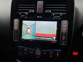 Nissan Leaf 30kWh Tekna Auto 5dr