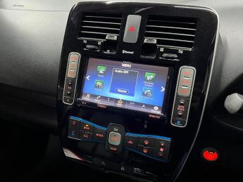 Nissan Leaf 30kWh Tekna Auto 5dr