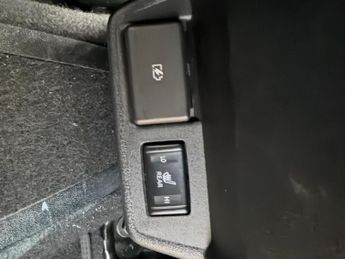 Nissan Leaf 40kWh Tekna Auto 5dr