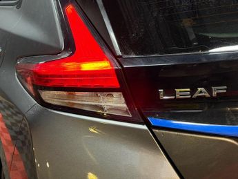 Nissan Leaf 40kWh Tekna Auto 5dr