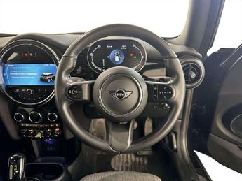 MINI Electric Hatch Cooper SE 32.6kWh Level 2 Hatchback 3dr Electric Auto (184 ps)