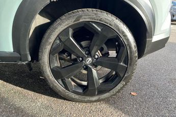 Nissan Juke 1.0 DiG-T 114 Kiiro 5dr DCT