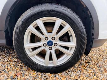 Ford Kuga 2.0 TDCi EcoBlue Zetec Powershift AWD Euro 6 (s/s) 5dr