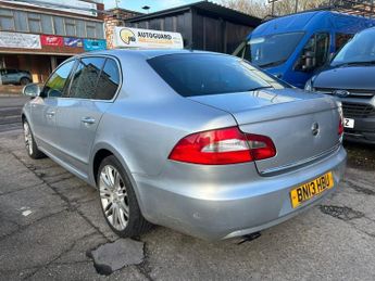 Skoda Superb 1.8 TSI Elegance DSG Euro 5 5dr