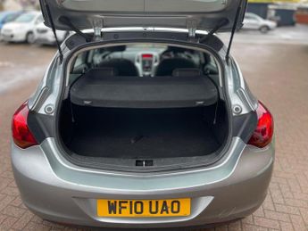 Vauxhall Astra 1.6 16v SRi Euro 5 5dr