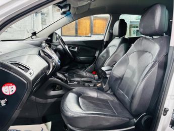 Hyundai ix35 2.0 CRDi Premium Auto 4WD Euro 5 5dr