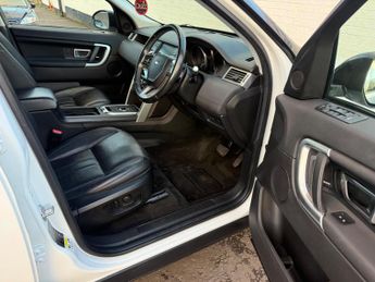 Land Rover Discovery Sport 2.0 TD4 HSE Black Auto 4WD Euro 6 (s/s) 5dr