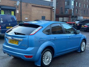 Ford Focus 2.0 Titanium 5dr