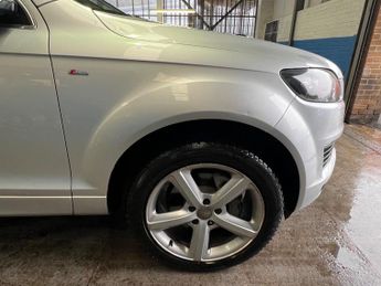 Audi Q7 3.0 TDI S line Tiptronic quattro 5dr