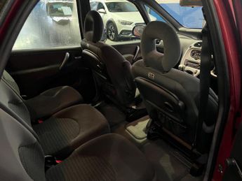 Citroen Xsara Picasso 1.6i 16V Desire 5dr