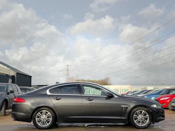 Jaguar XF 2.2d Luxury Auto Euro 5 (s/s) 4dr