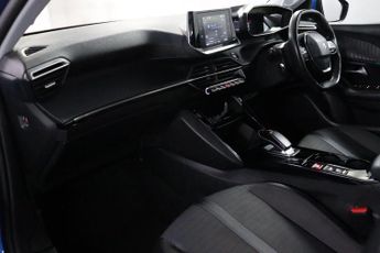 Peugeot E-2008 50kWh Allure Premium Auto 5dr