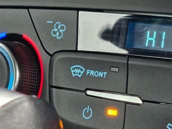 Ford Focus 1.6 Titanium Powershift Euro 6 5dr