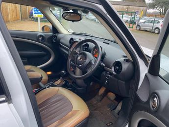 MINI Countryman 2.0 Cooper D SUV 5dr Diesel Auto Euro 6 (112 ps)